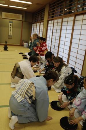 ryuugakuseisadou2.jpg